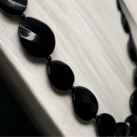 Liz & Co. Black Faceted Oval Bead Statement Piece Necklace - Picture 5 of 15